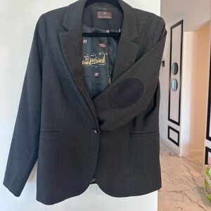 Women’s  Blazer